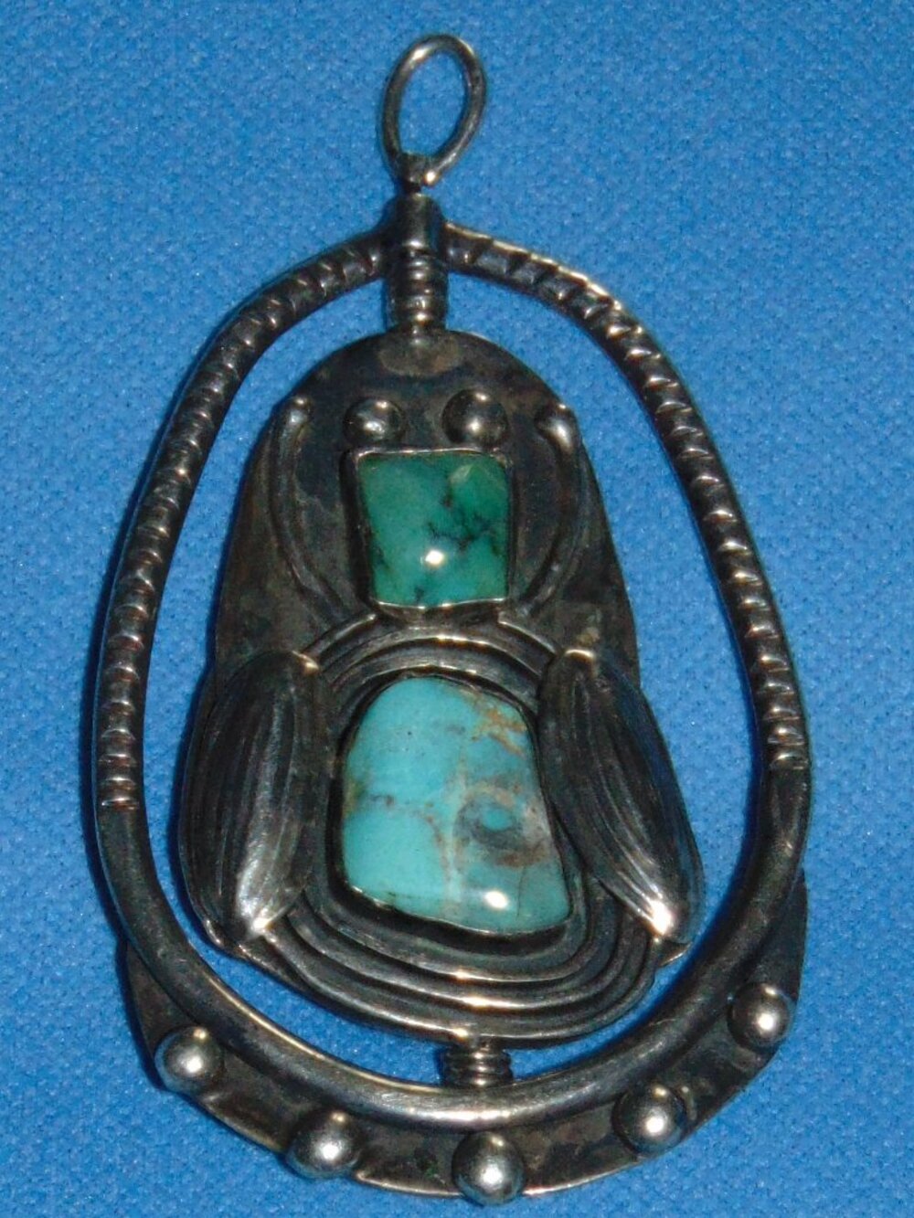 VINTAGE  NAVAJO  STERLING SILVER  TURQUOISE/CORAL  SPINNER PENDANT
